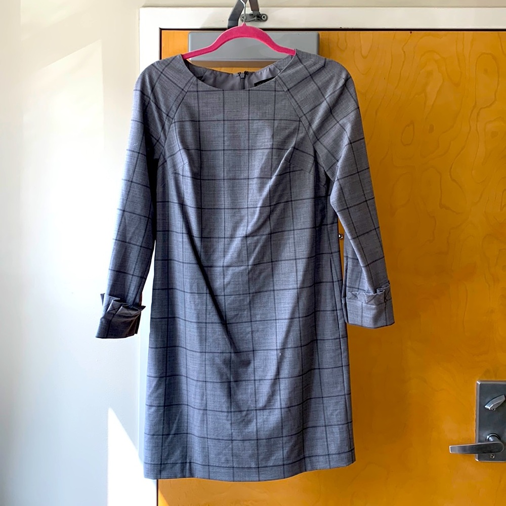 Banana Republic long sleeve gray dress